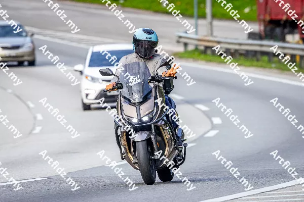 IMG_2008-4