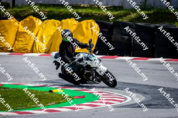IMG_0672-3