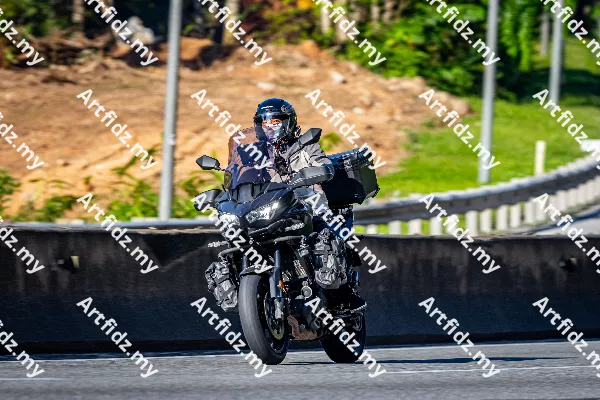 IMG_2200-3