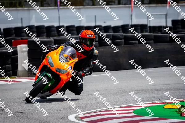 IMG_2243-4