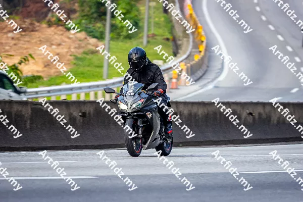 IMG_2410-4