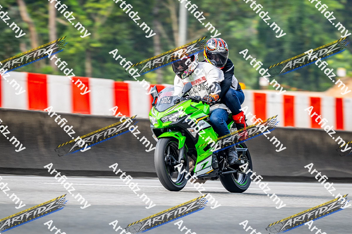 IMG_2782-3