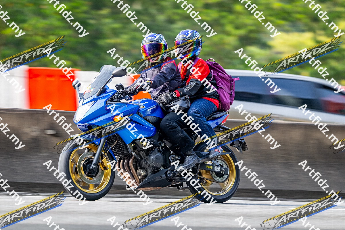 IMG_3003-4