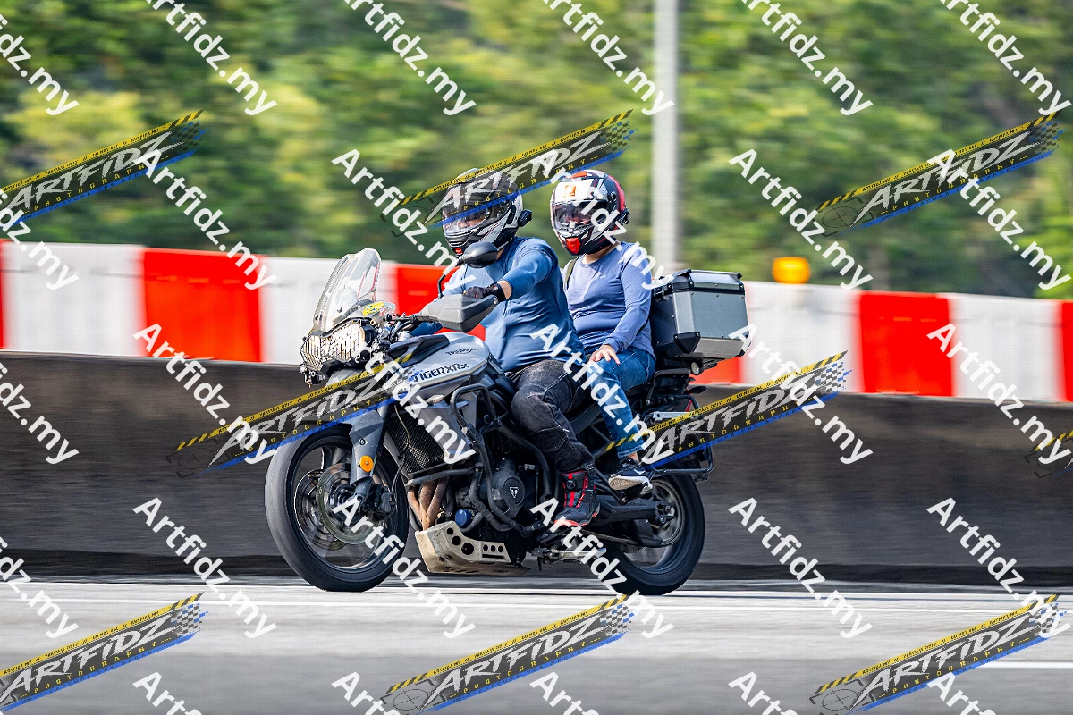 IMG_4012-3