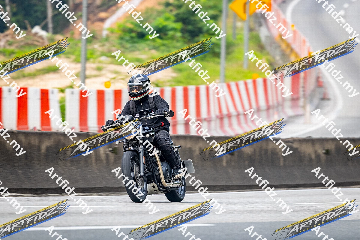 IMG_4042-4