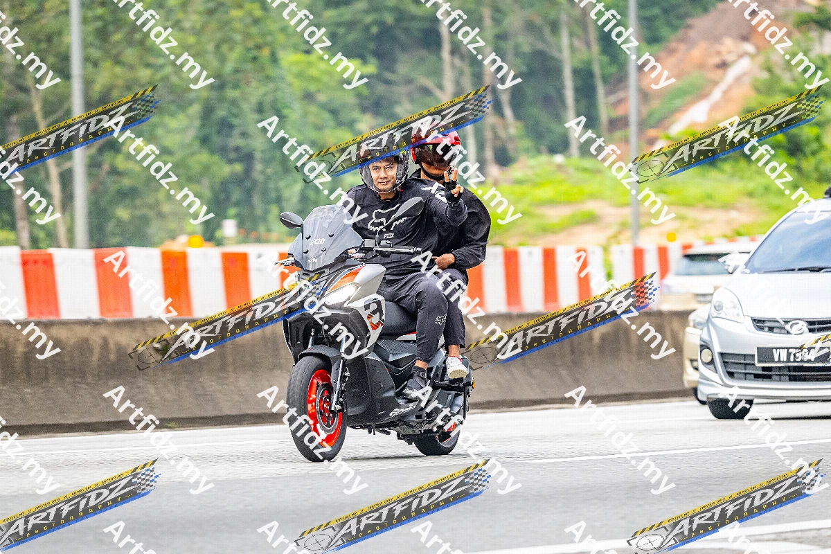 IMG_1005-6
