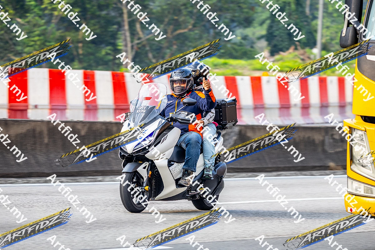 IMG_1832-3
