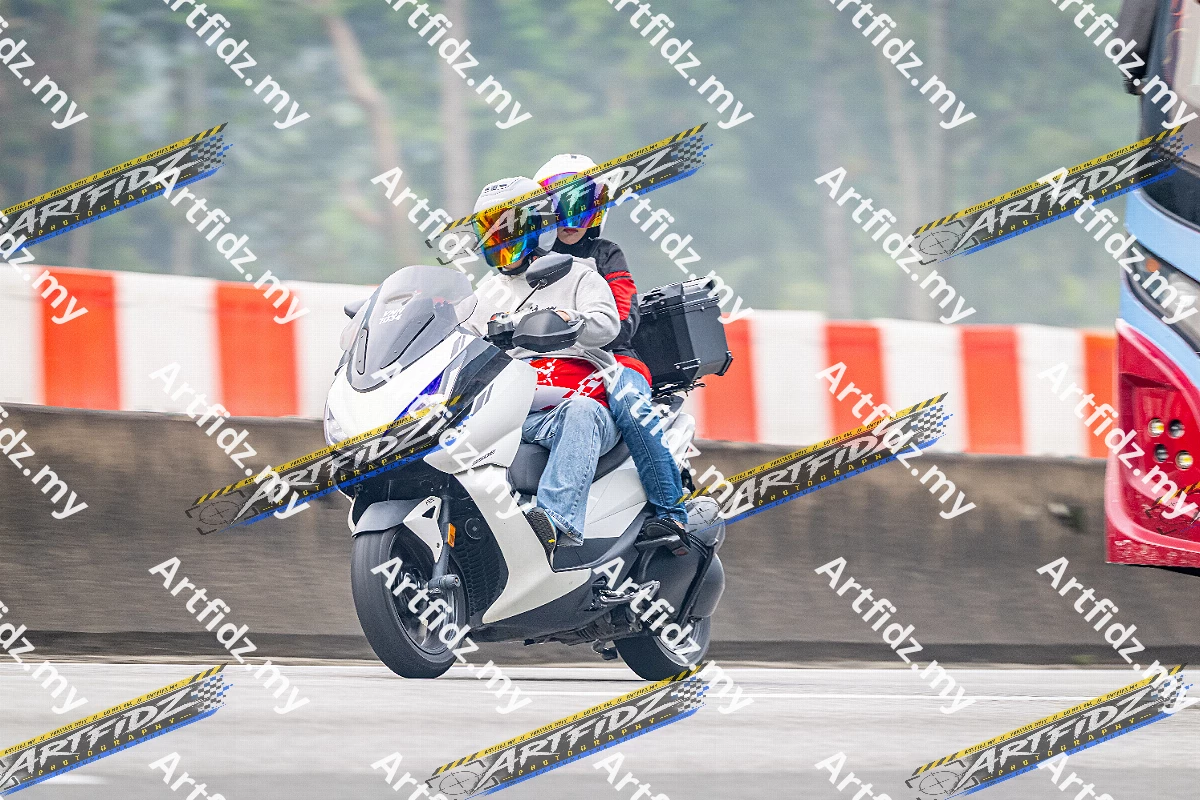 IMG_2883-4