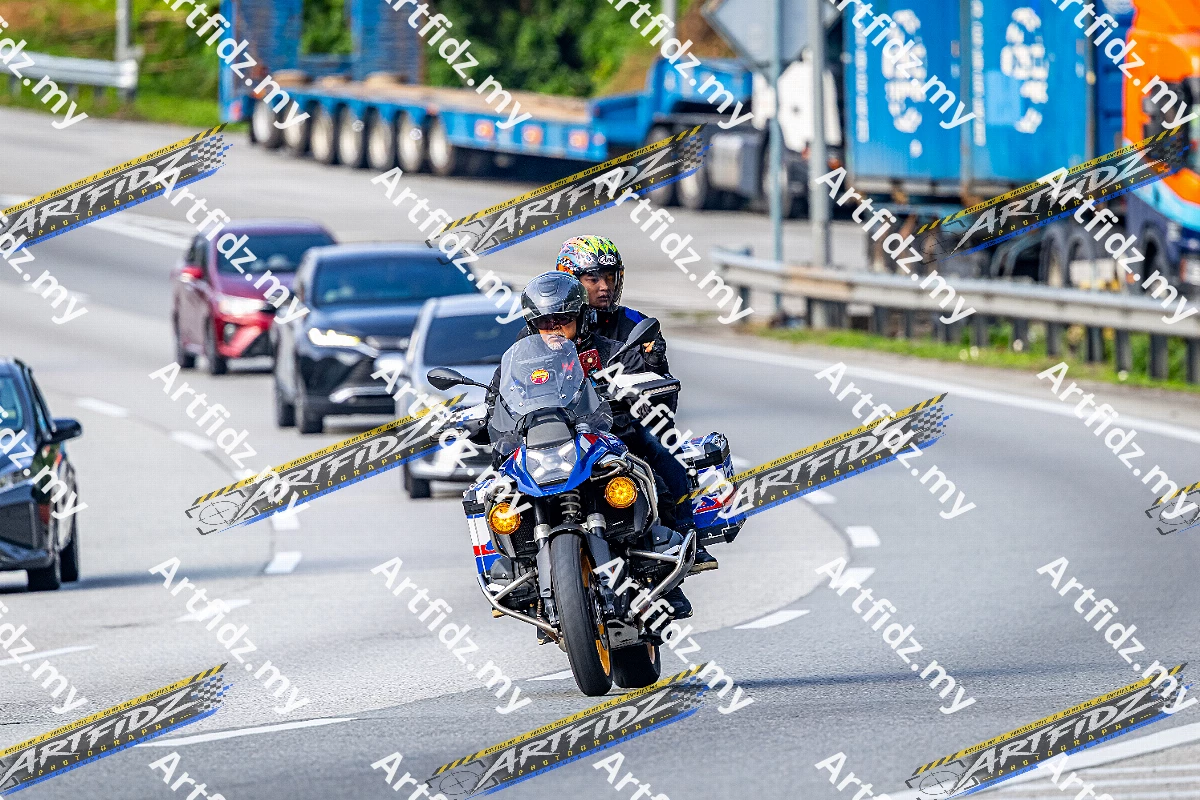 IMG_2894-5