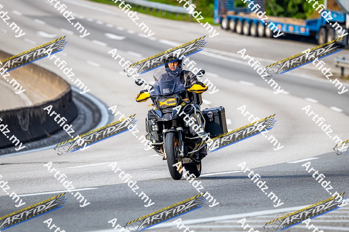 IMG_3002-4