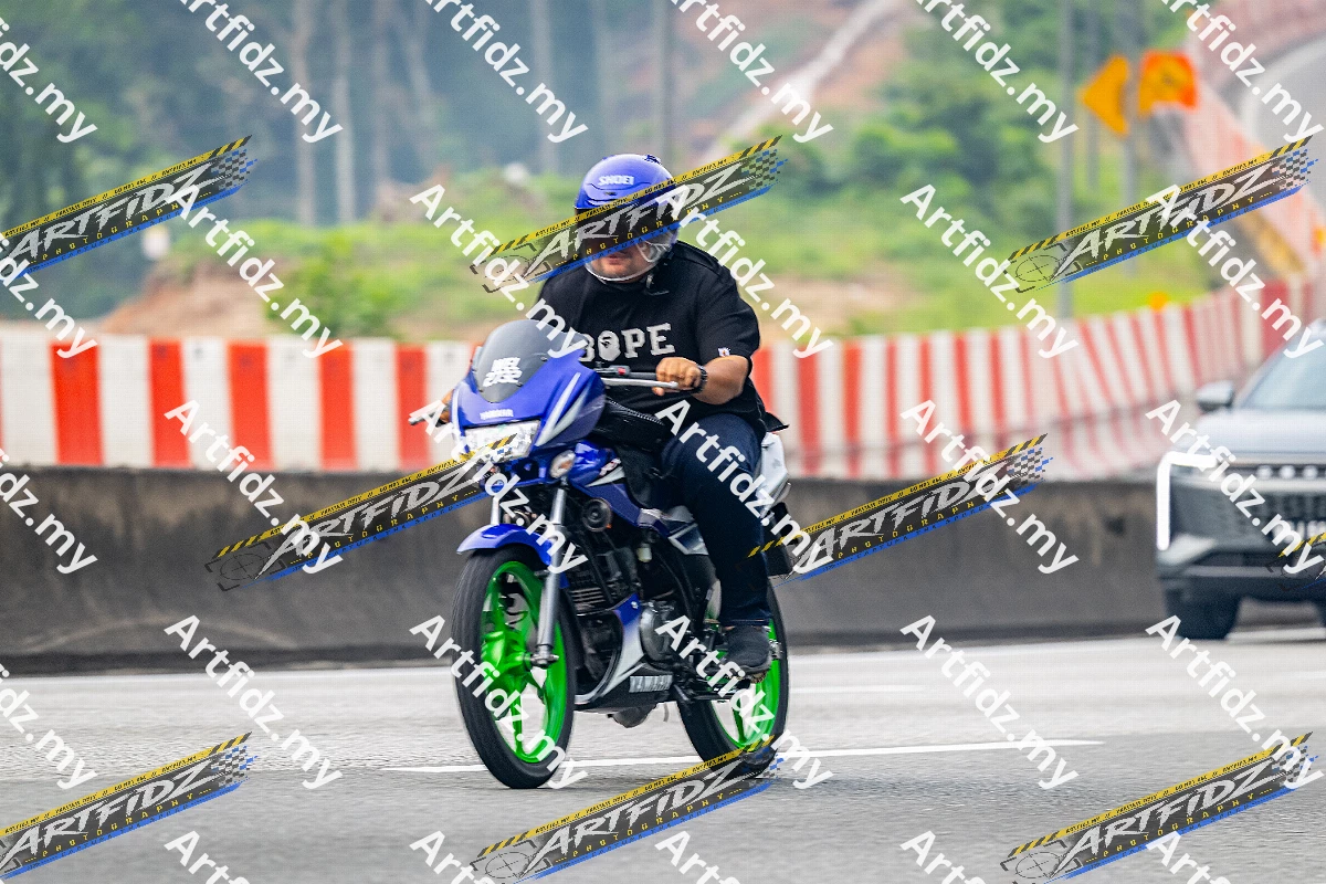 IMG_4011-4