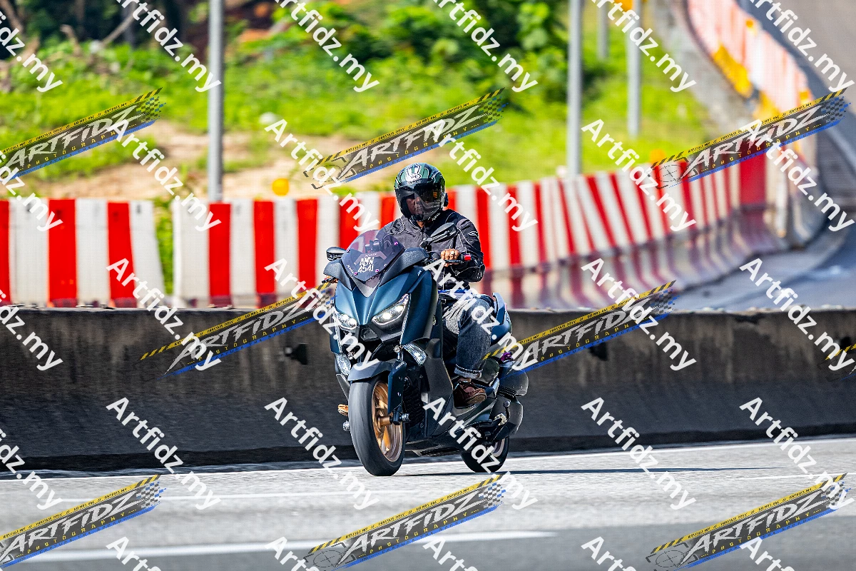 IMG_4833-4