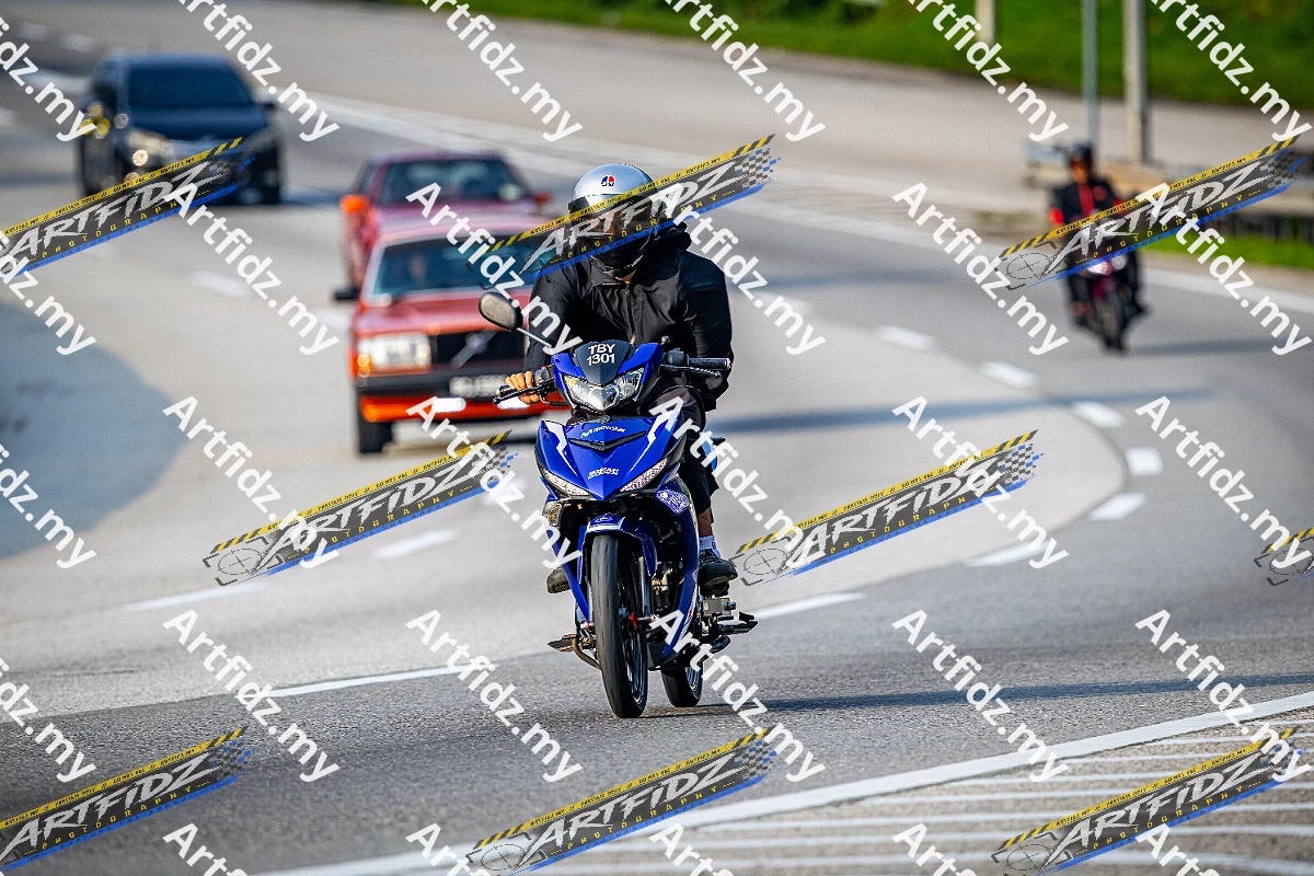 IMG_1002-3
