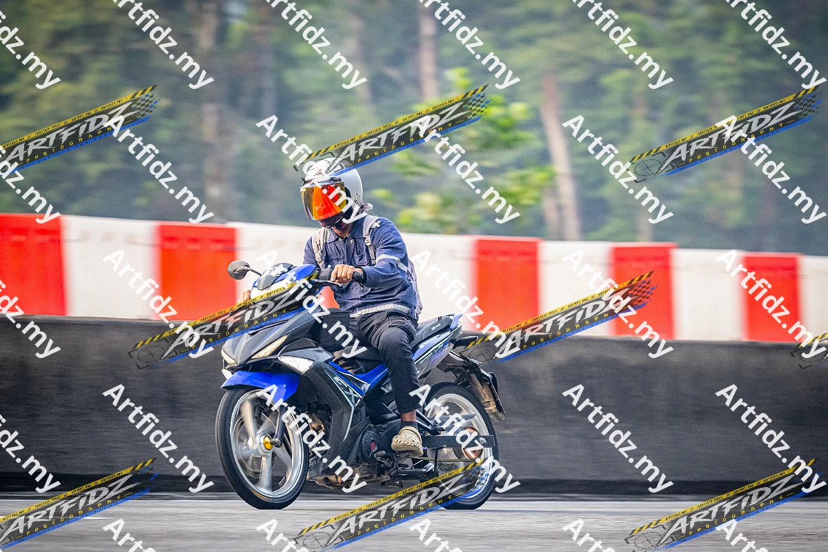 IMG_1123-4