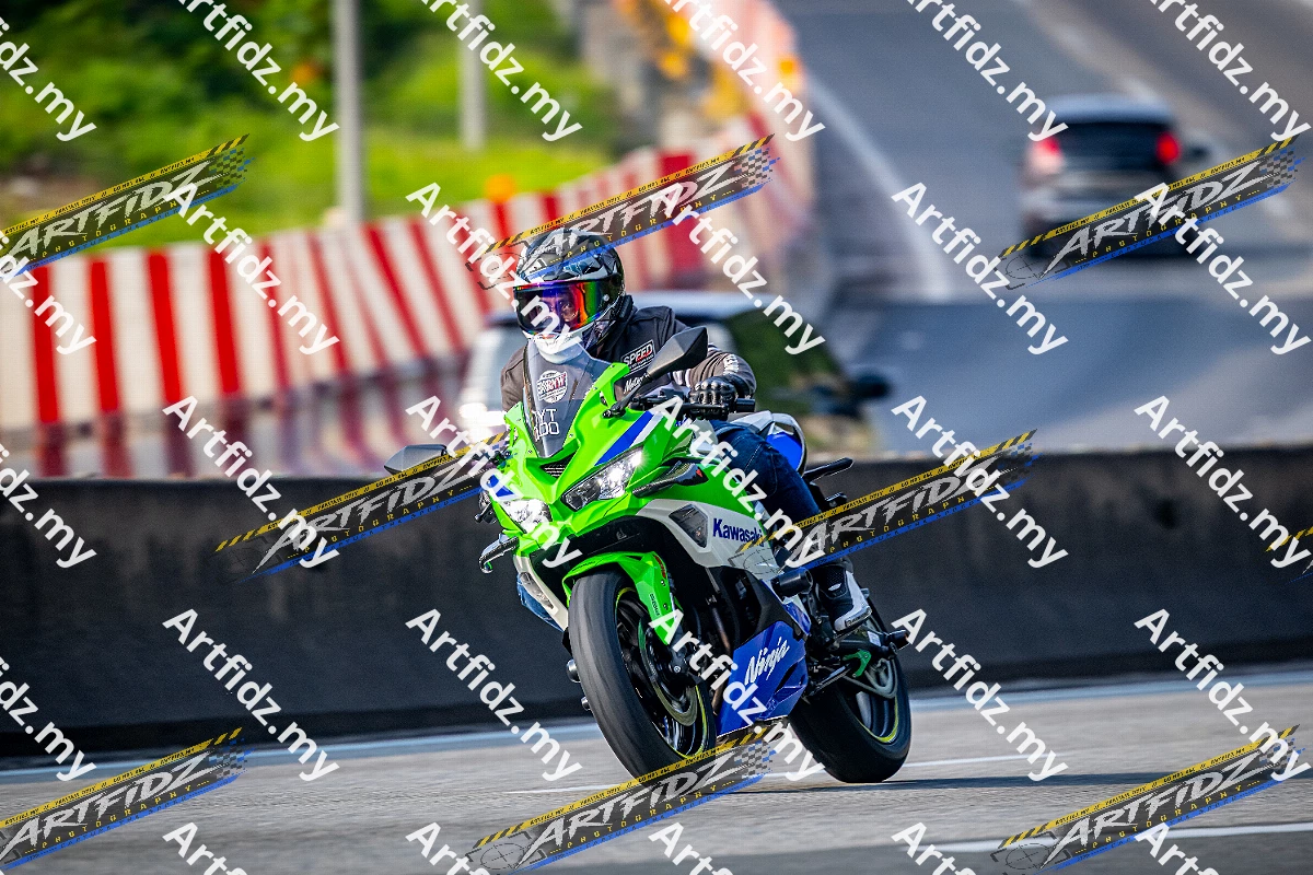 IMG_1742-3