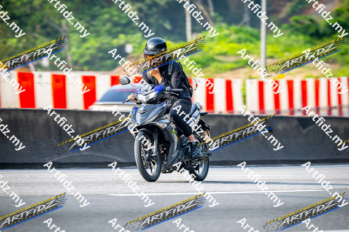 IMG_1962-3