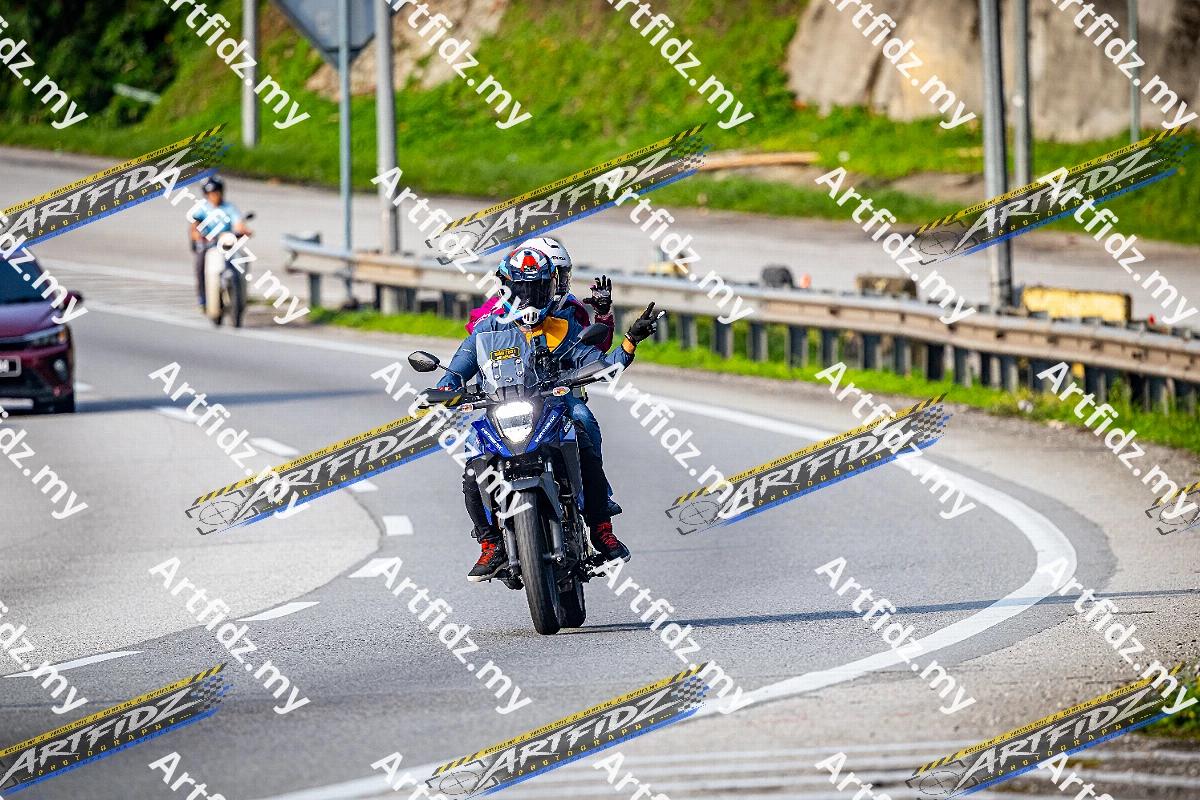 IMG_2001-3