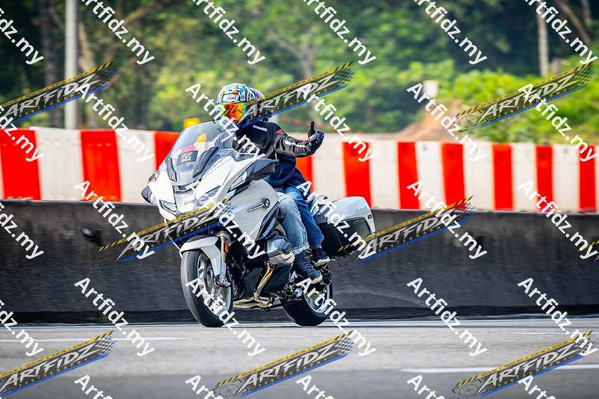 IMG_2402-3