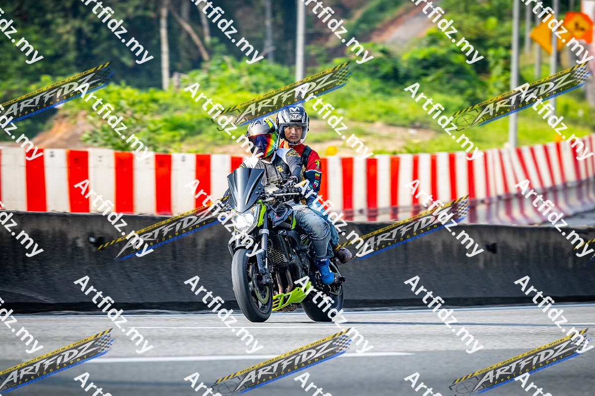 IMG_2472-3