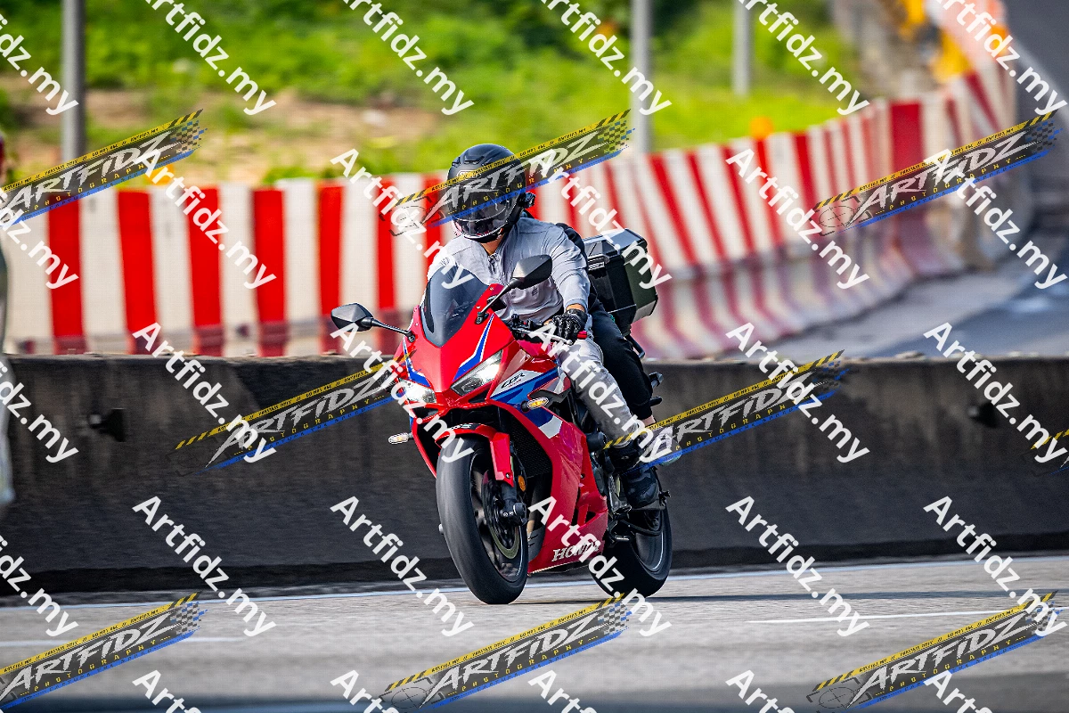 IMG_3300-3
