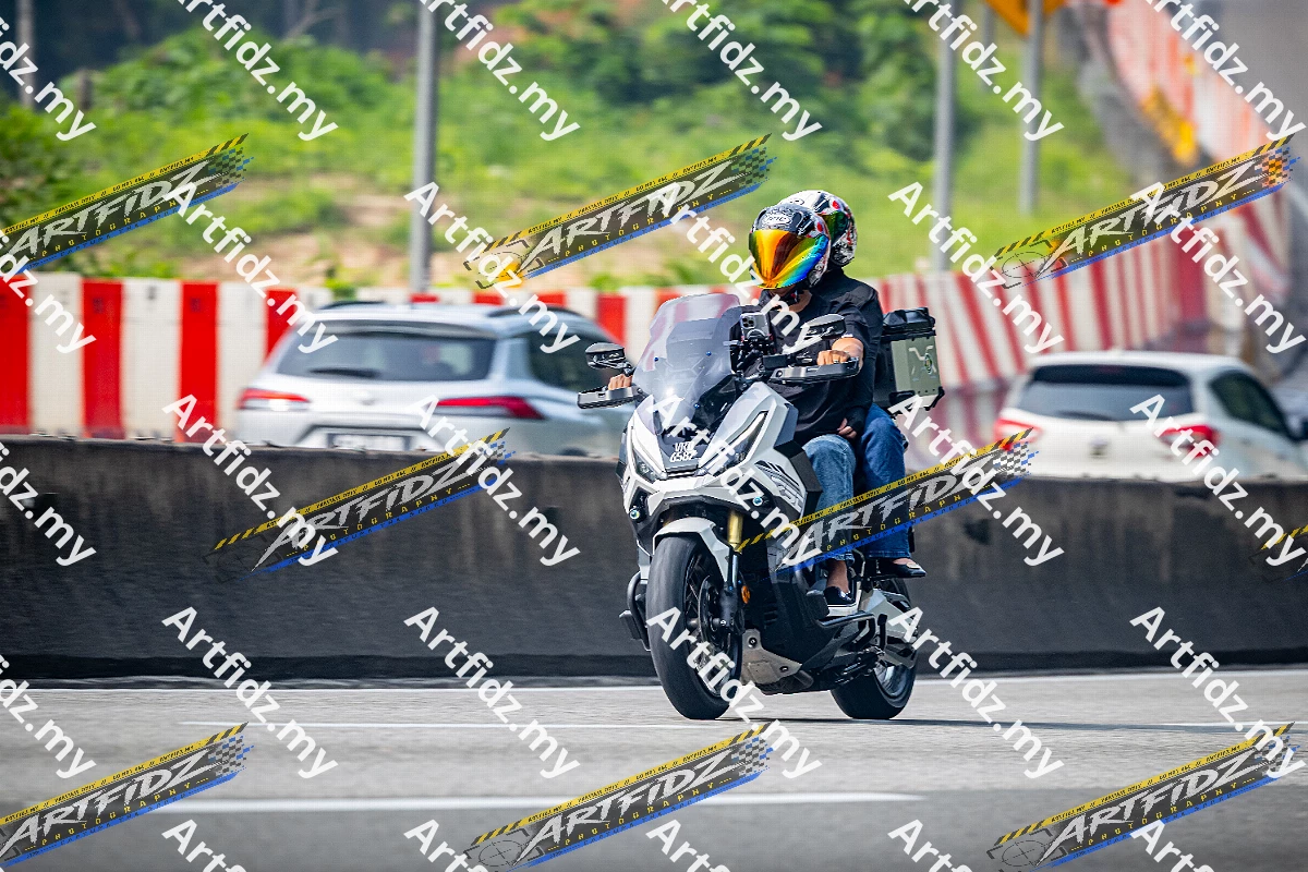 IMG_3593-4
