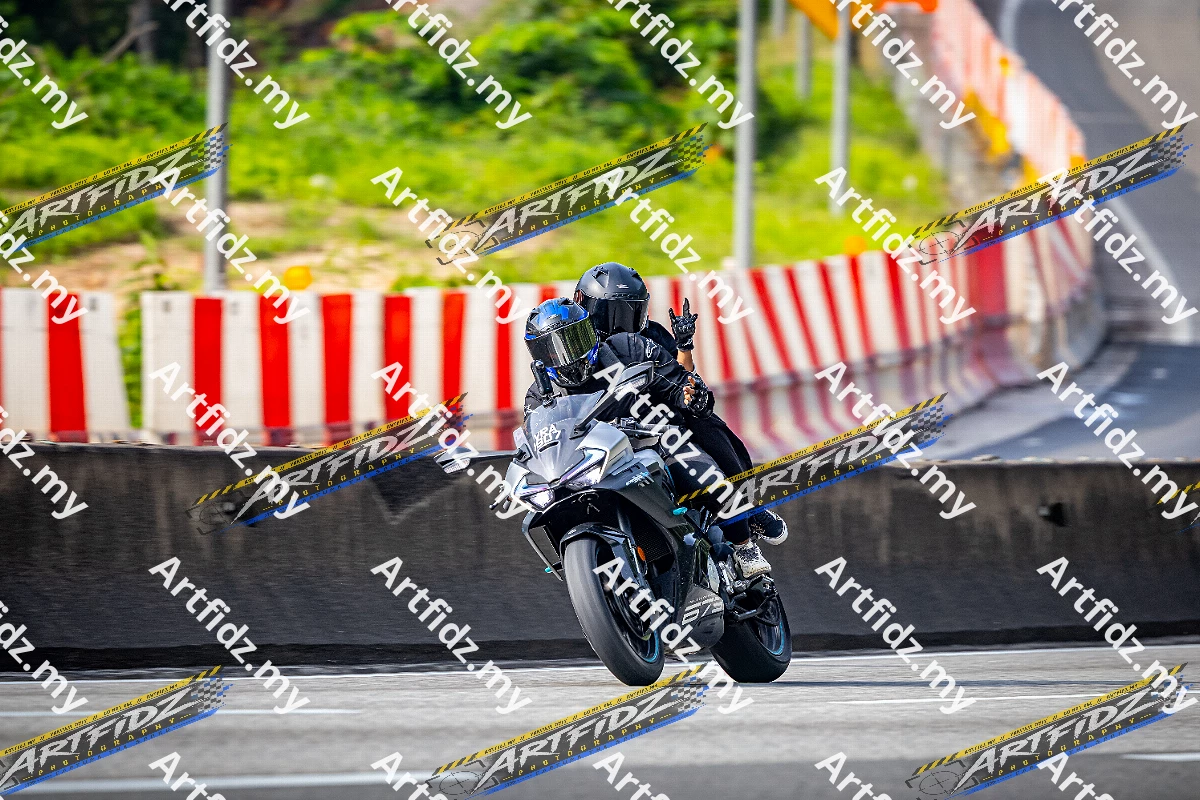 IMG_3990-3