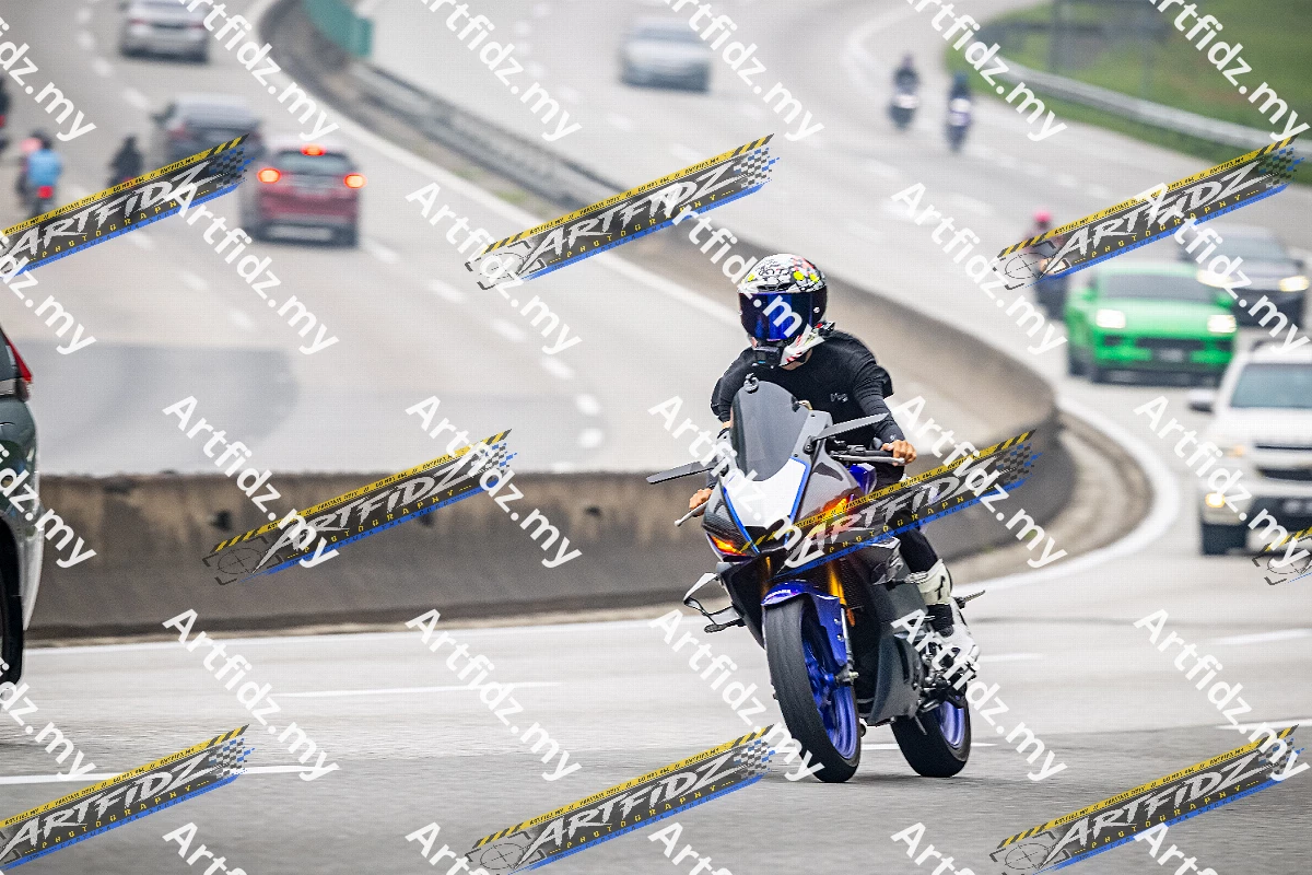 IMG_3993-4
