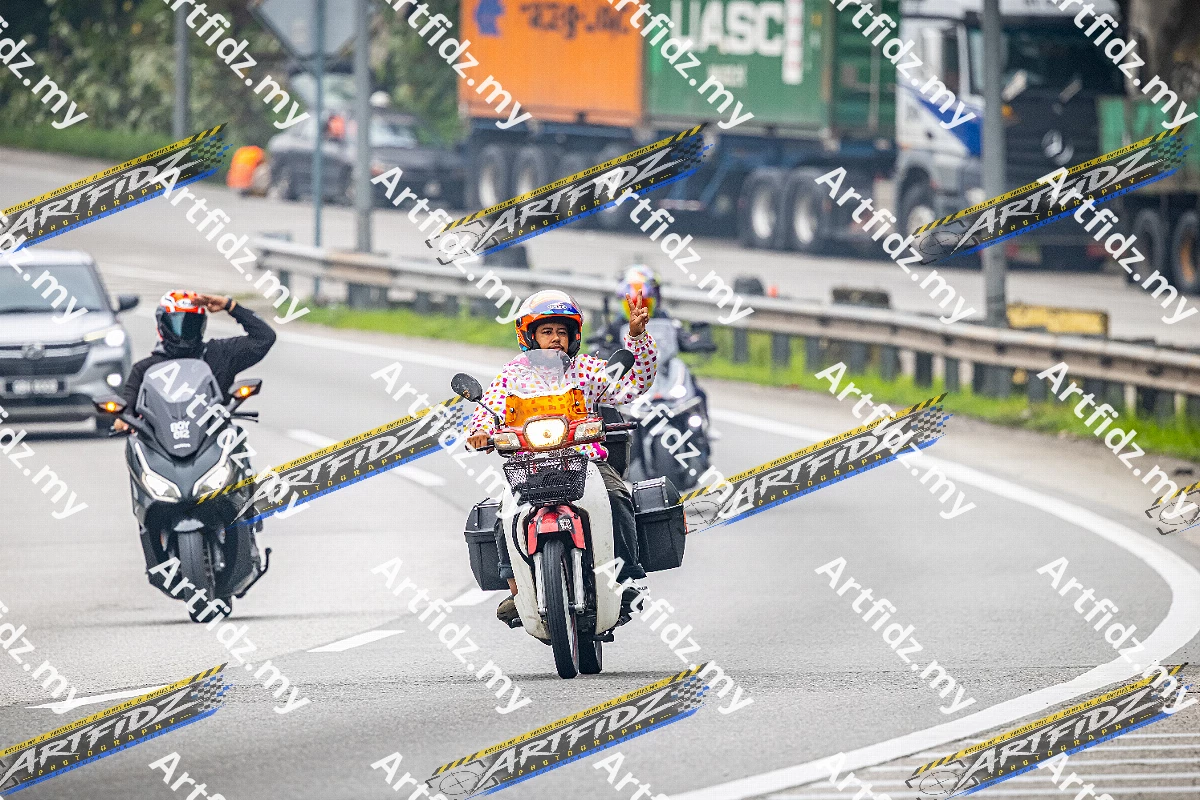 IMG_4048-4