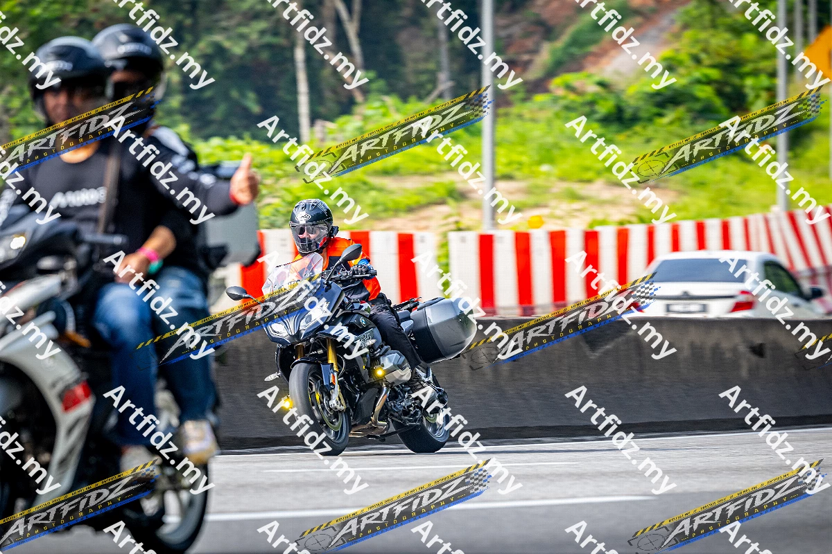 IMG_4082-3
